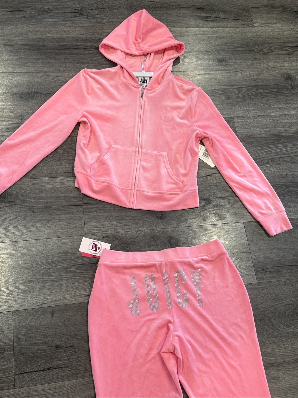Juicy Couture Pink Velour Hooded Tracksuit Set with Rhinestone Logo - Picture 7 of 12